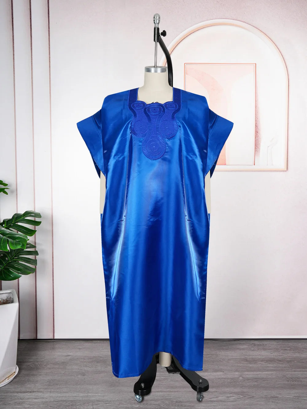 Women’s Dubai Style Satin Caftan – Modest Luxury Evening Dress 2026 Venice Collections