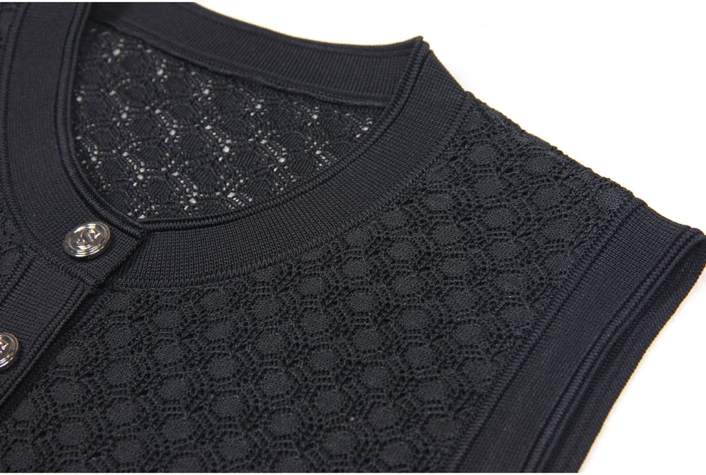 Spring And Summer New Fashion Thin Cut Hollow Lace Silver S Button Slim Fit Round Neck Sleeveless Temperament Women's Dress Venice Collections